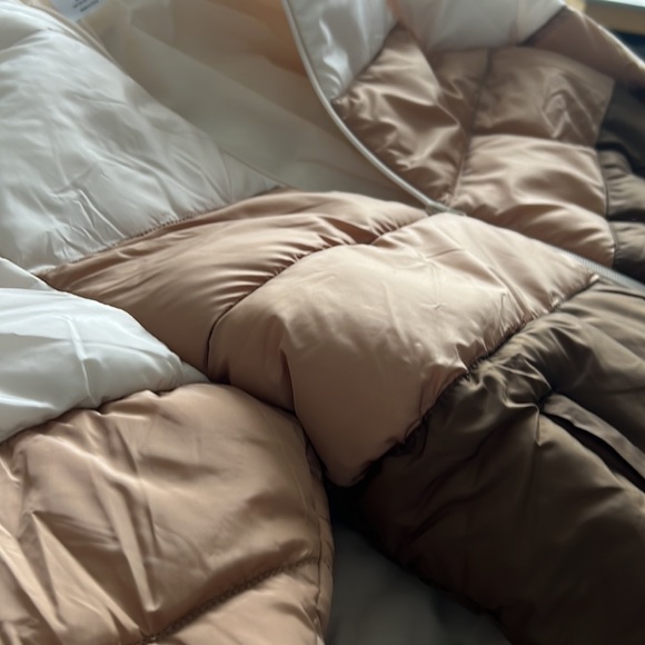 Ladies Brown Puffer Jacket - Picture 2 of 2